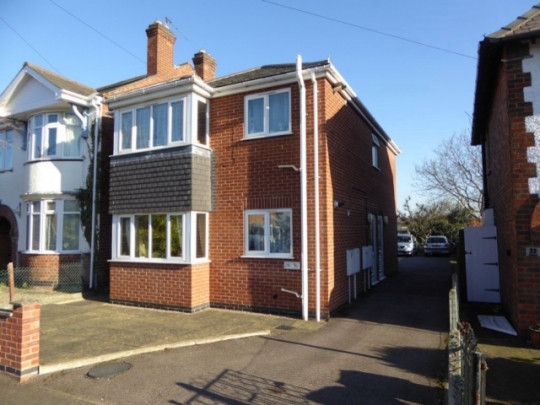 20 Burfield Avenue LOUGHBOROUGH Leicestershire